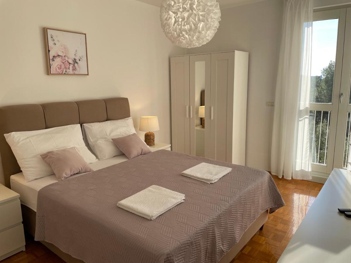 Apartment Bella Veruda In พูลา ภายนอก รูปภาพ